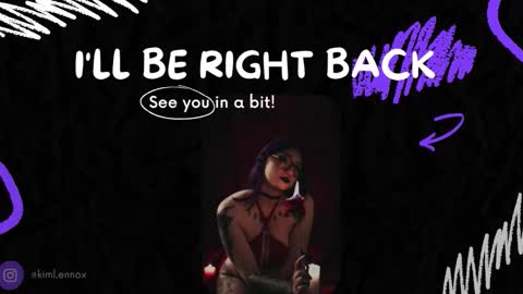 Snapshot of kimlennox_ chatting on 10.04.25 online show from 10.04.25