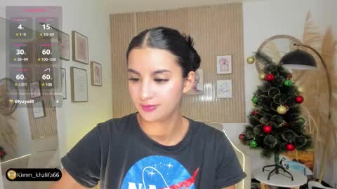 Kim  online show from 01.08.25