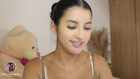 Kim  online show from 04.14.26