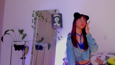 Kimm online show from 10.18.25