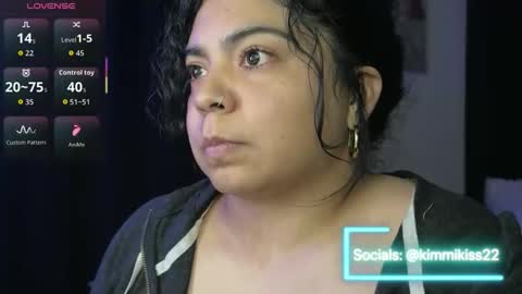 Snapshot of kimmiakiss22 chatting on 10.03.25 Kimmi online show from 10.03.25