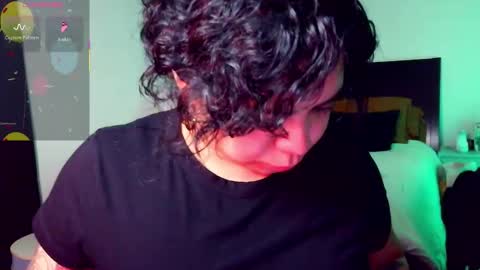 Snapshot of kimmiakiss22 chatting on 11.16.25 Kimmi online show from 11.16.25