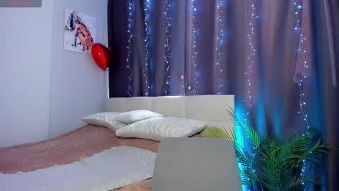 Snapshot of kimmy1_powell chatting on 10.25.25 kimmy1_powell online show from 10.25.25