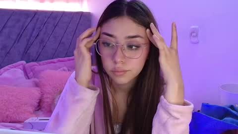 kimm online show from 09.18.25