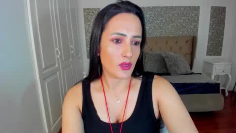 Kim online show from 10.04.25