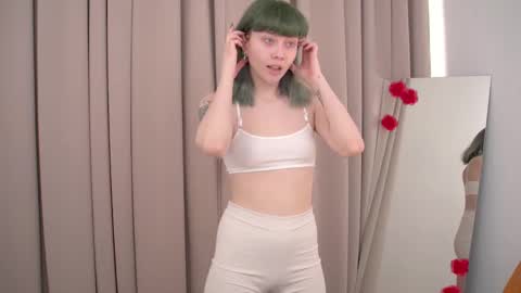 kina_ka online show from 03.11.25