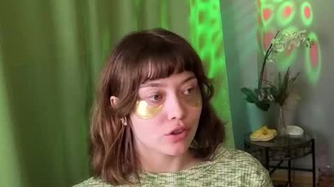 kina_ka online show from 10.18.25