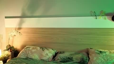 kina_ka online show from 03.20.26