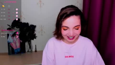 Hazel online show from 10.05.25