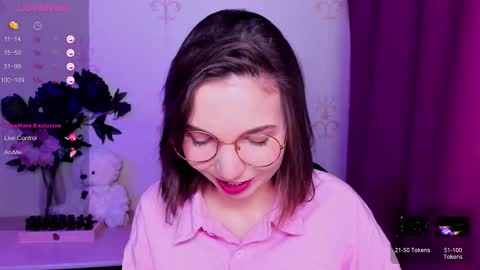 Hazel online show from 02.28.26