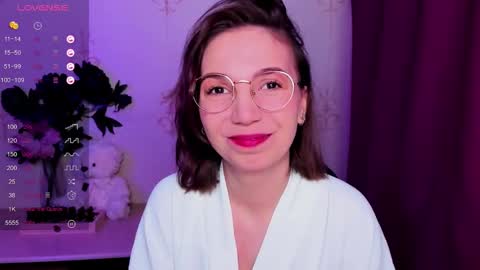 Hazel online show from 03.01.26