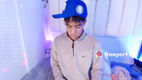 king  help me reach 100 likes online show from 01.12.25