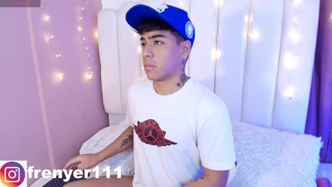 king  help me reach 100 likes online show from 02.28.25