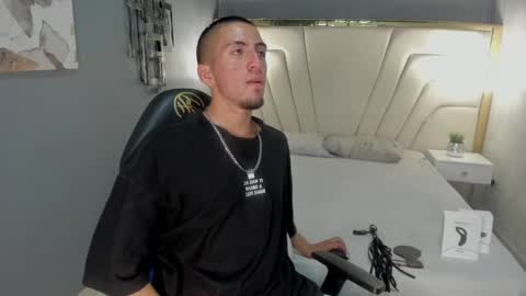 King Dante  online show from 12.07.24