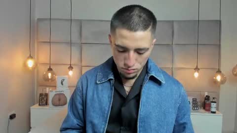 King Dante  online show from 02.12.25