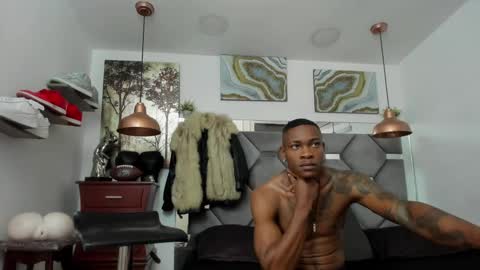 HOT MEN BLACK online show from 02.04.25