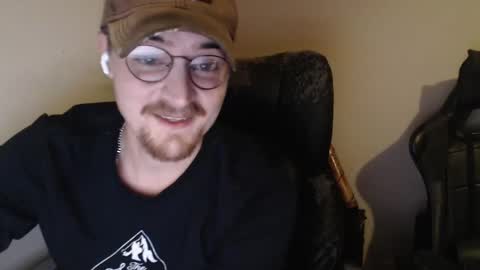 Snapshot of king_greysone chatting on 01.14.25 king_greysone online show from 01.14.25