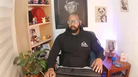 Malik  online show from 10.21.25