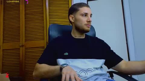 Snapshot of king_meruem chatting on 01.18.26 king_meruem online show from 01.18.26