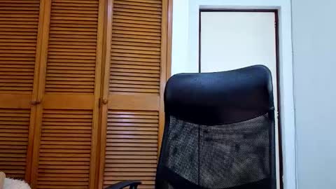 Snapshot of king_meruem chatting on 02.08.26 king_meruem online show from 02.08.26