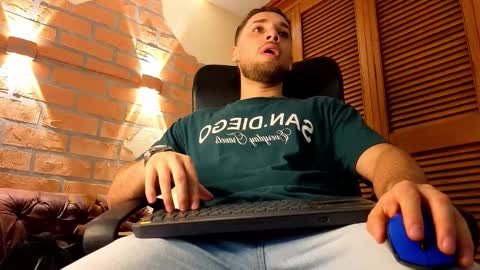 Snapshot of king_meruem chatting on 02.18.26 king_meruem online show from 02.18.26