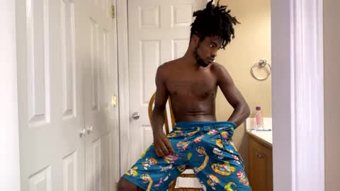 Snapshot of kingalmighty01 chatting on 09.15.25 King Almighty01 online show from 09.15.25