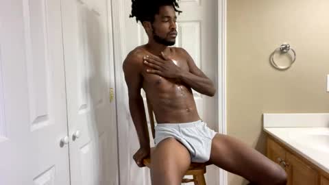 Snapshot of kingalmighty01 chatting on 09.23.25 King Almighty01 online show from 09.23.25