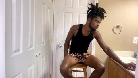 Snapshot of kingalmighty01 chatting on 09.30.25 King Almighty01 online show from 09.30.25