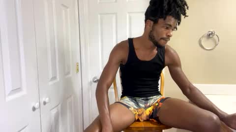 Snapshot of kingalmighty01 chatting on 10.16.25 King Almighty01 online show from 10.16.25