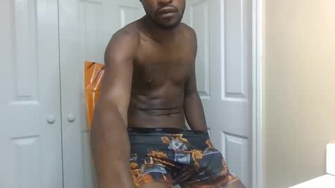 Snapshot of kingalmighty01 chatting on 11.01.25 King Almighty01 online show from 11.01.25