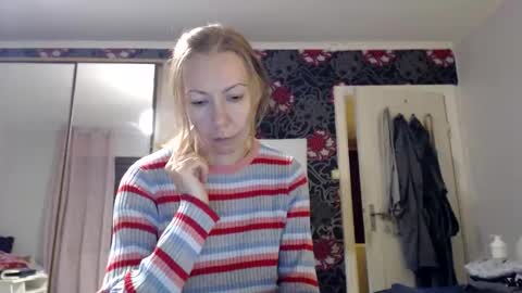 sexysexyhotwetpinkredpussy online show from 09.18.25