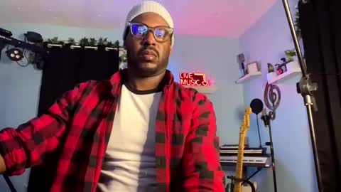 Snapshot of kingcorbra chatting on 01.19.25 KC online show from 01.19.25