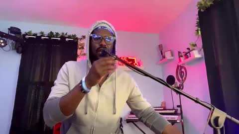 Snapshot of kingcorbra chatting on 01.25.25 KC online show from 01.25.25