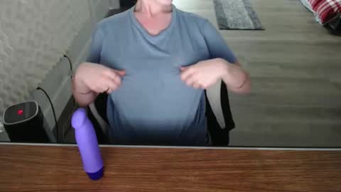 Scarred Thighs online show from 01.16.26