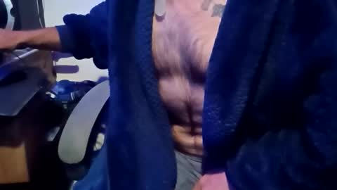 Snapshot of kingfisherrobbie chatting on 10.02.25 Robbie online show from 10.02.25