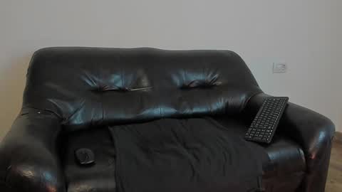 Snapshot of kingmallcom chatting on 12.23.24 The King online show from 12.23.24