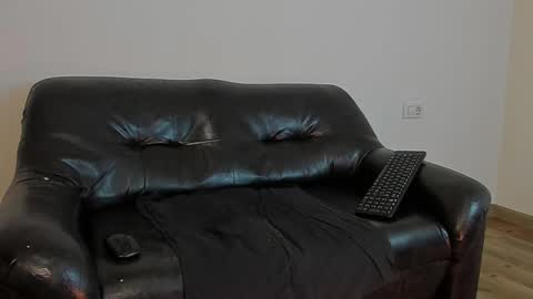 Snapshot of kingmallcom chatting on 02.14.25 The King online show from 02.14.25