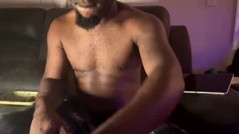 kingofkingz74 online show from 10.30.25