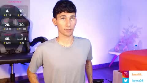 Snapshot of kingparker1 chatting on 10.11.25 A L E X online show from 10.11.25