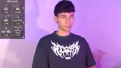 Snapshot of kingparker1 chatting on 10.15.25 A L E X online show from 10.15.25