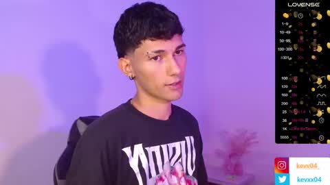 Snapshot of kingparker1 chatting on 10.22.25 A L E X online show from 10.22.25