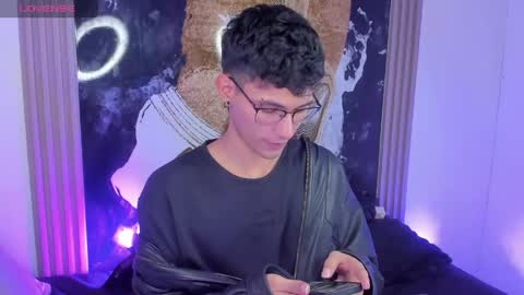  A L E X  online show from 03.20.26