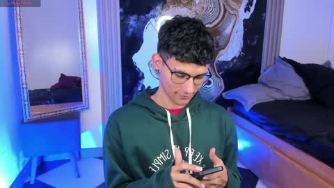  A L E X  online show from 04.01.26