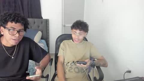 DOMINANT ALPHA KINGS online show from 10.21.25