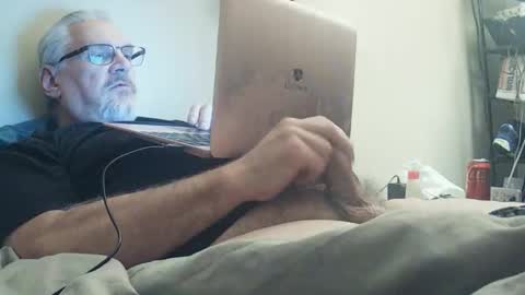 kingtongue10 online show from 12.03.25