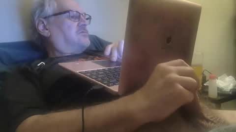 Snapshot of kingtongue10 chatting on 03.20.26 kingtongue10 online show from 03.20.26