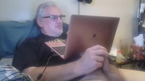 Snapshot of kingtongue10 chatting on 03.26.26 kingtongue10 online show from 03.26.26
