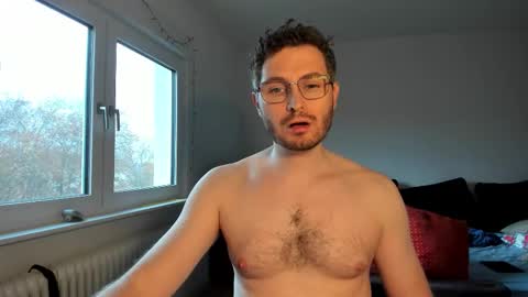 Snapshot of kinksubbydubby chatting on 11.15.25 kinksubbydubby online show from 11.15.25