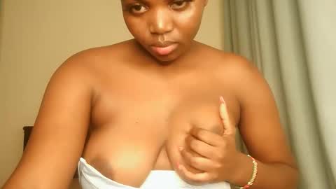 Lola online show from 09.24.25