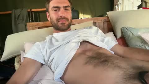 M online show from 11.11.25